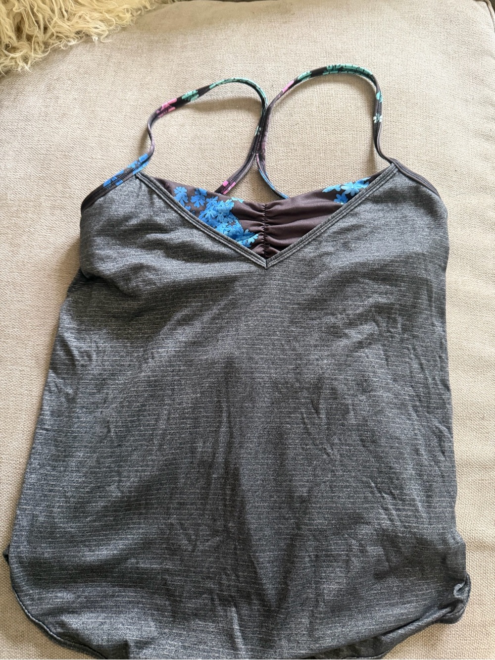Women’s Grey Strappy Lululemon Tank Top with Floral Trim